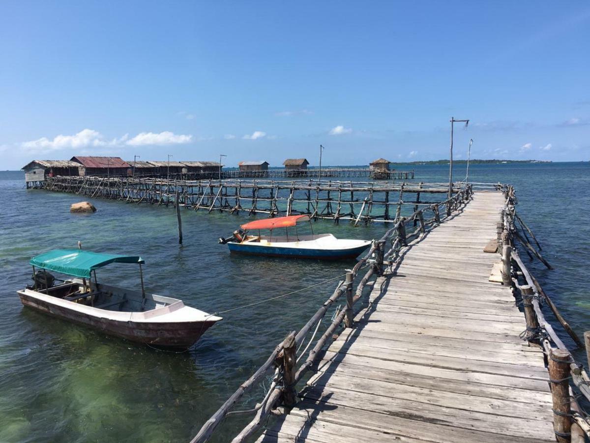 Bintan Laguna Restaurant And Resort Teluk Bakau Buitenkant foto